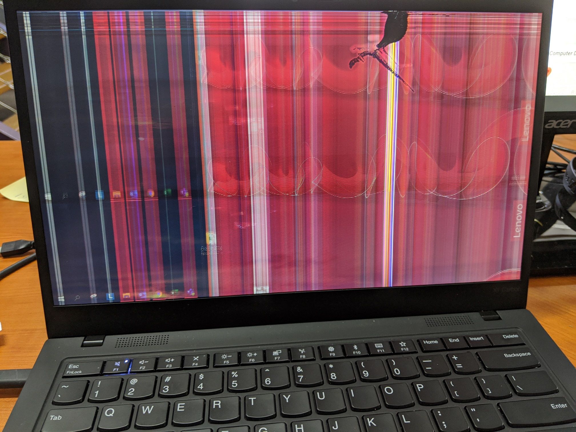 Lenovo laptop cracked case best sale